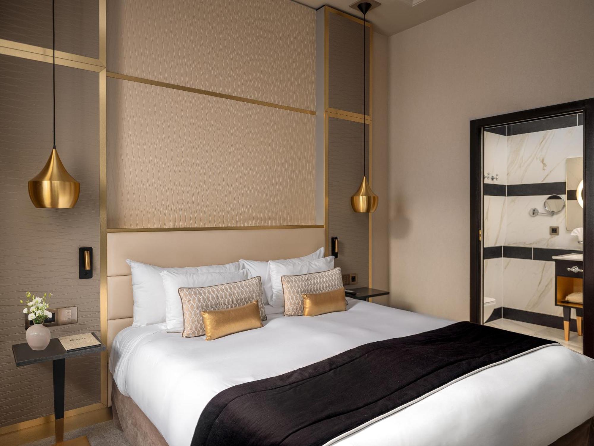 Niepce Paris, Curio Collection By Hilton Hotel Eksteriør billede