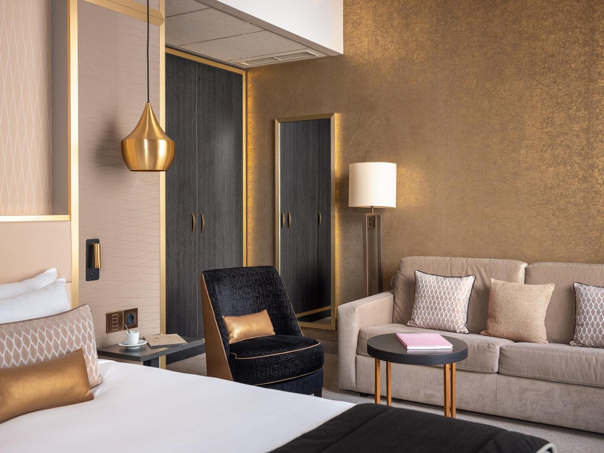 Niepce Paris, Curio Collection By Hilton Hotel Eksteriør billede